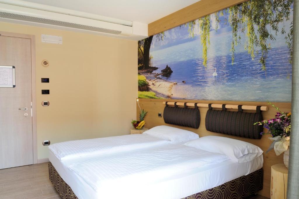 Eco Hotel Bonapace Torbole Sul Garda Quarto foto